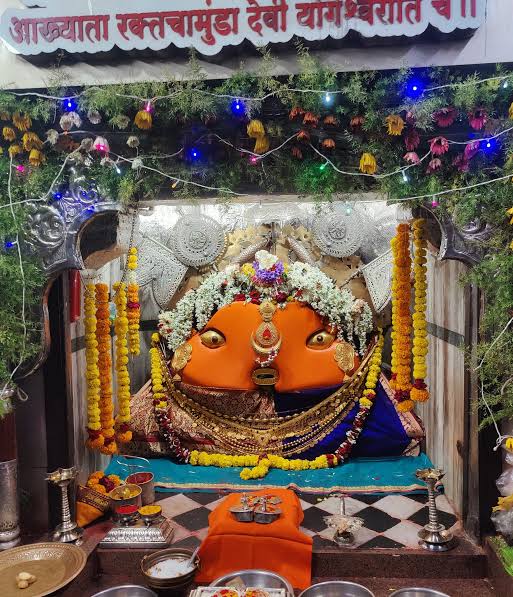 योगेश्वरी देवी मंदिर ट्रस्टची 2016 ची घटना रद्द, पुढील 9 महिने काळजी वाहू विश्वस्त मंडळ  उच्च न्यायालयाचा मोठा निर्णय