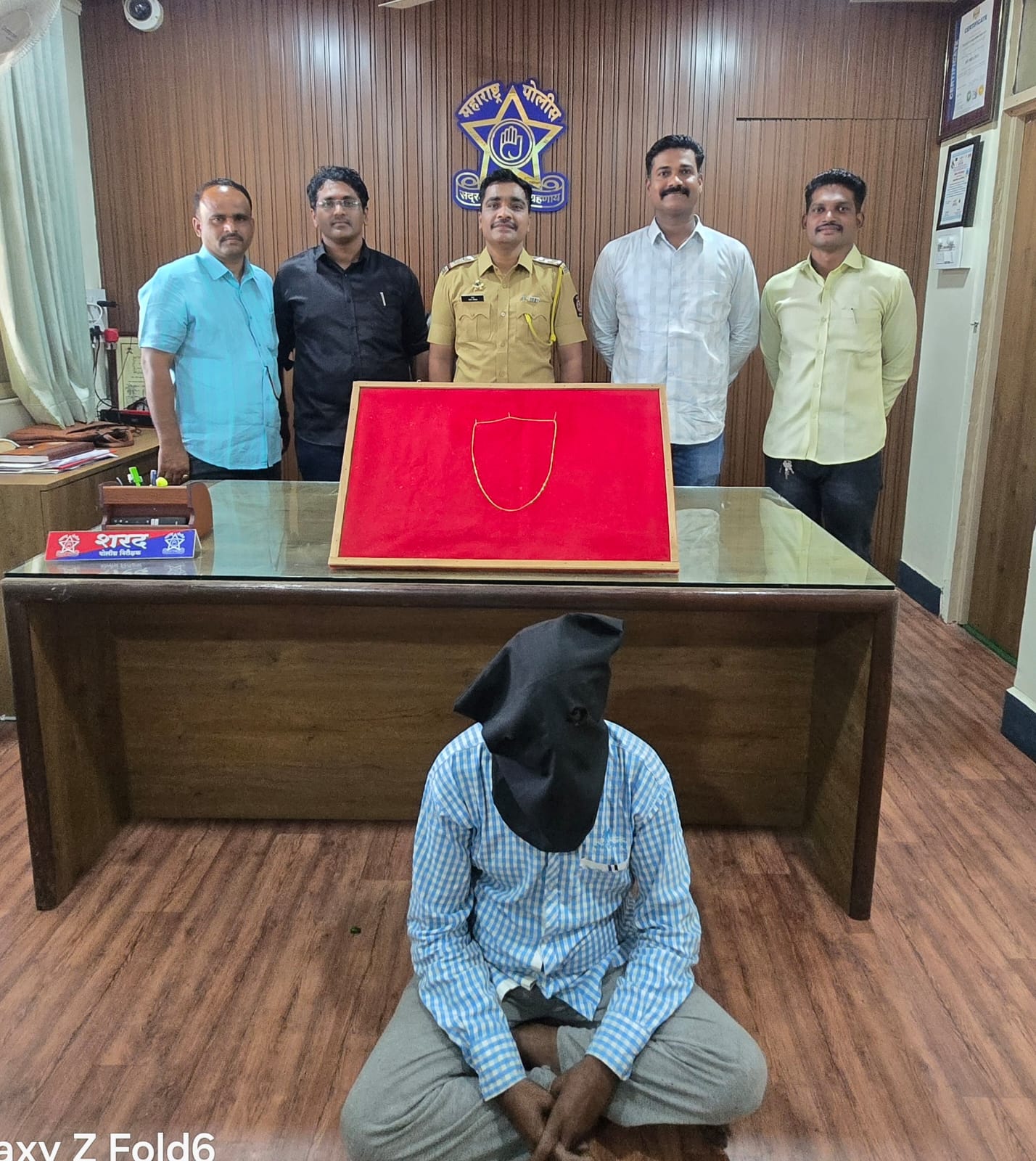 अंबाजोगाई शहर पोलिसांची कौशल्यपूर्ण कामगिरी; सोन्याची चैन चोरीचा गुन्हा उघड, आरोपी अटक